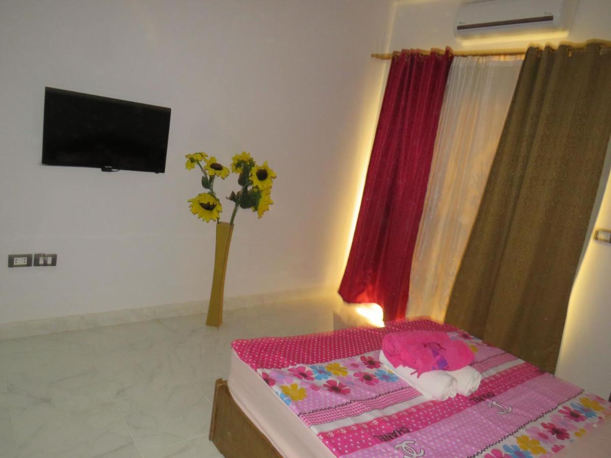 Apartment Bella Rosa Near The Sea Redsealine Gurdaka Kültér fotó